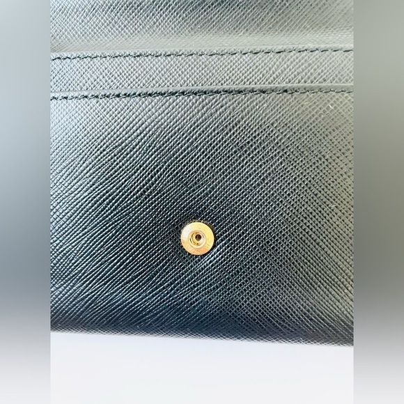 Prada Black Saffiano Leather Bi fold wallet card case logo embellished - Picture 5 of 12